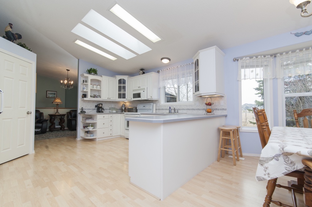 Revitalize Your Kitchen Space: A Comprehensive Kitchen Renovation Guide