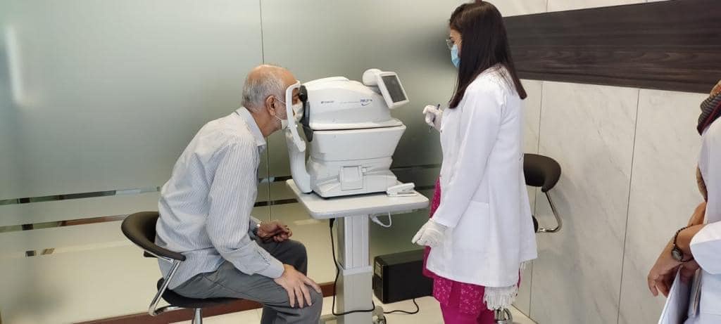 Understanding Common Eye Conditions: A Guide to Eye Hospital Services in Karachi