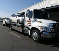 Tow Truck Phoenix: On Call, On the Road, and On Your Side