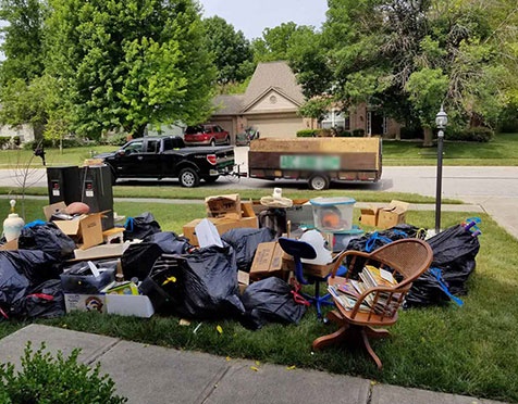 How to Achieve a Clutter-Free Environment with Professional Junk Removal?