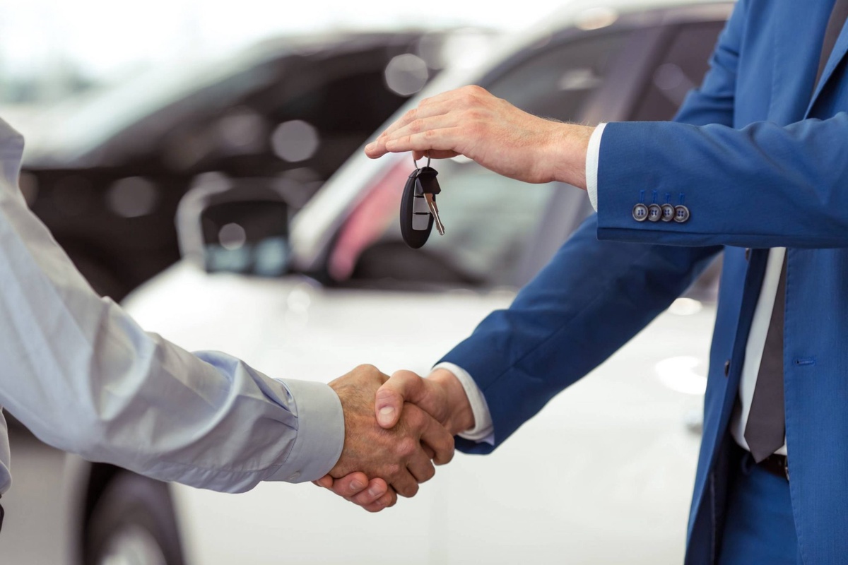 Questions to Ask Before Buying Cars for Sale Online