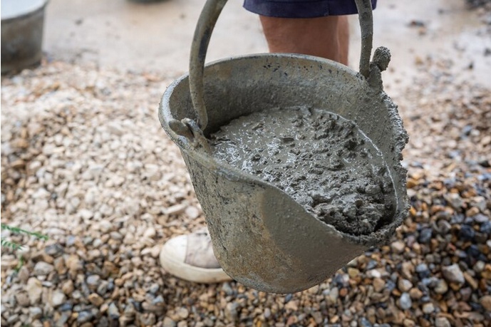 Understanding the Role of Aggregates in Your Concrete Screed Mix