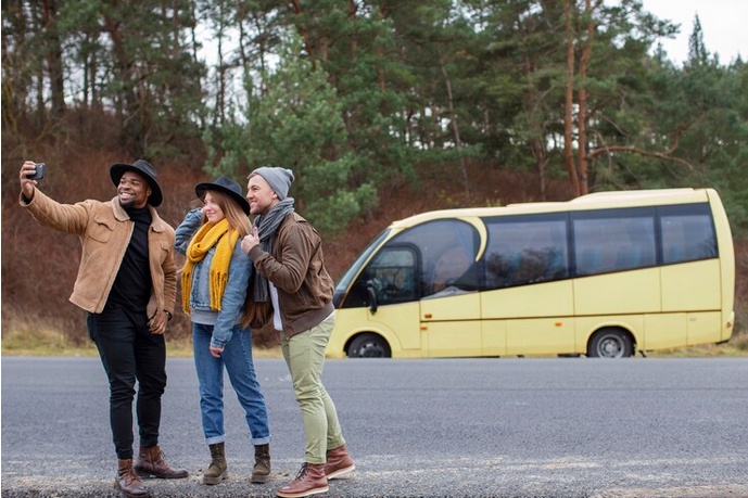 On the Road Together: Exploring the Benefits of Charter Bus Transportation Services