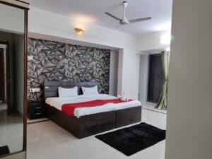 4 BHK Service Apartment in Malad