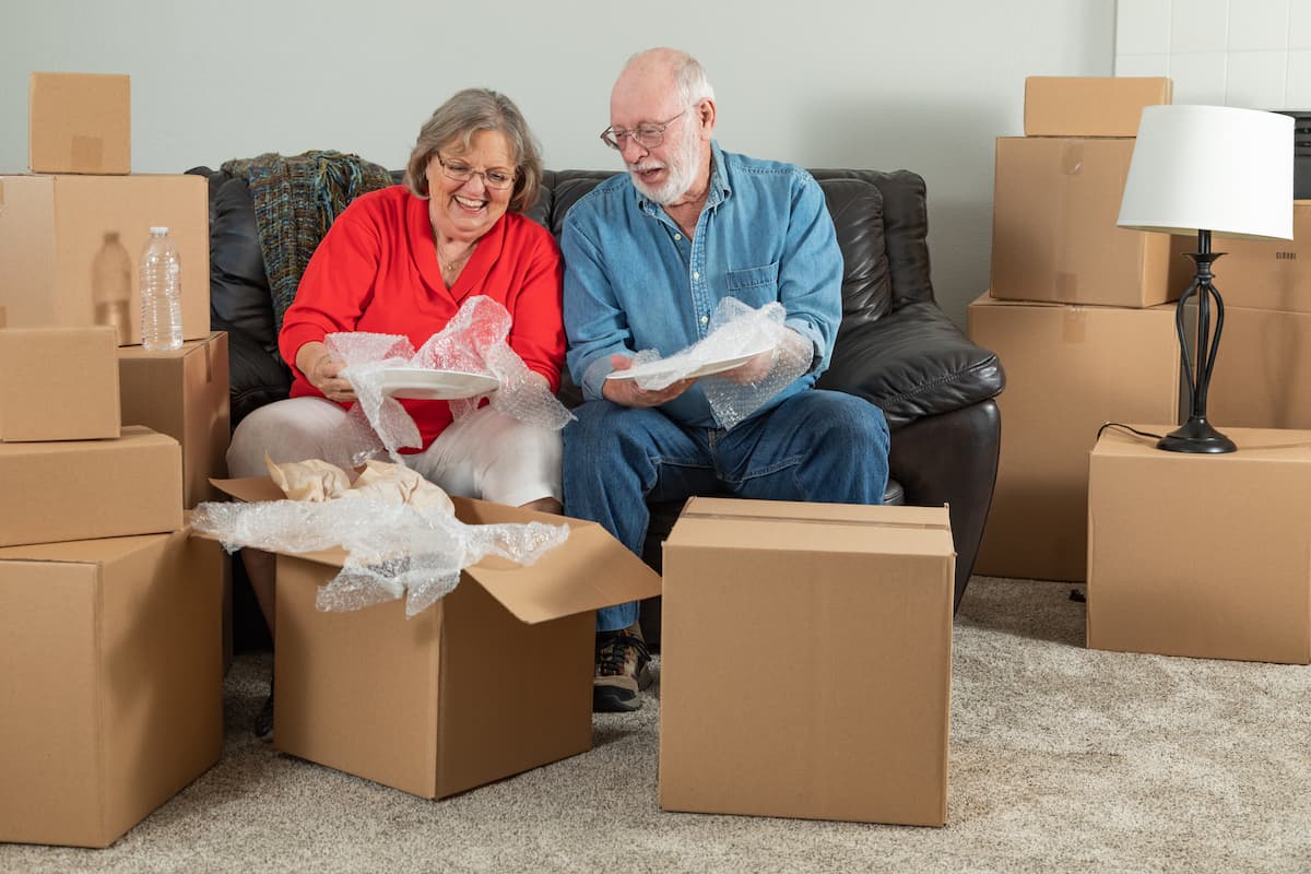 How Can Movers for Seniors Simplify Your Loved One's Move?