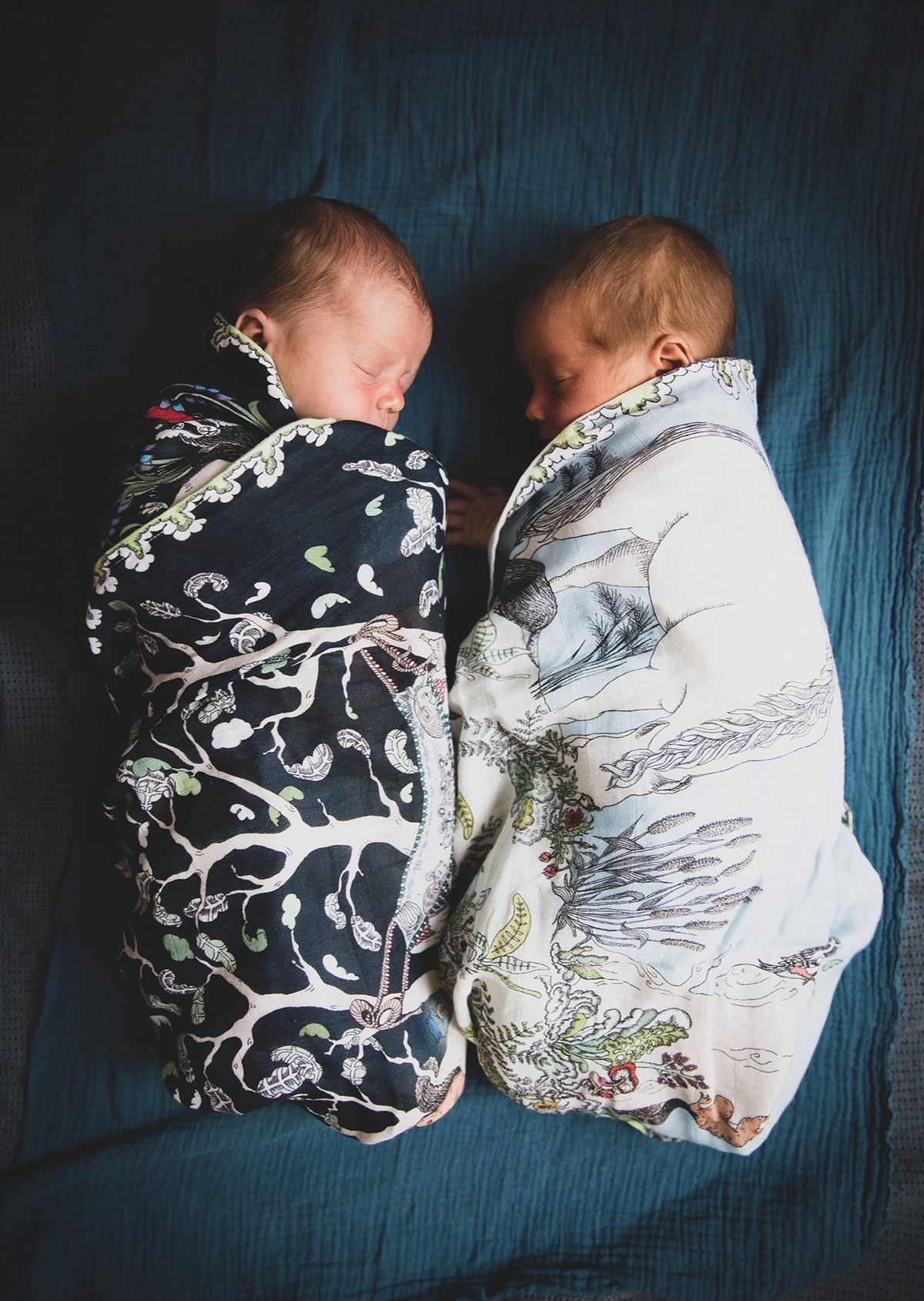 Embracing Comfort: The Ultimate Guide to Baby Muslin Blankets and Swaddle Sets