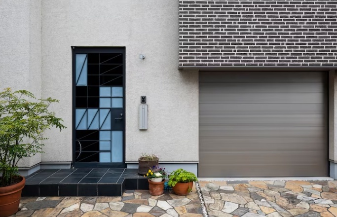 Mastering the Art of Garage Door Installation in Anaheim: A Comprehensive Guide
