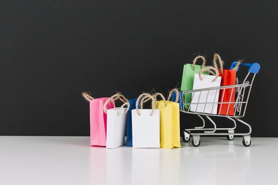 Embracing Minimalism in a Consumer World: Redefining the Shopping Experience