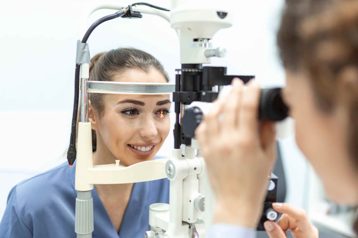 How is laser eye surgery done?