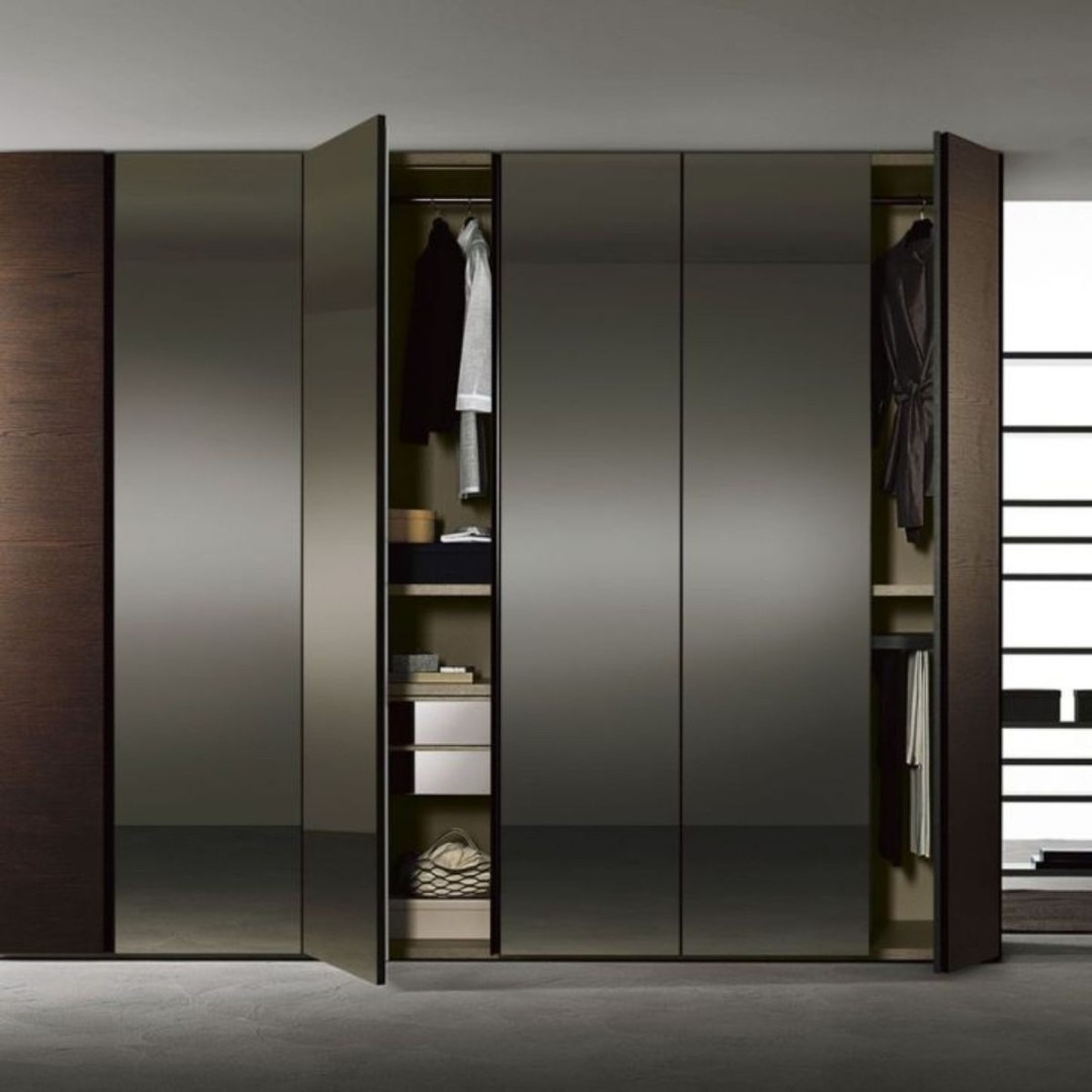 The Impact of High Gloss Wardrobes on Room Aesthetics