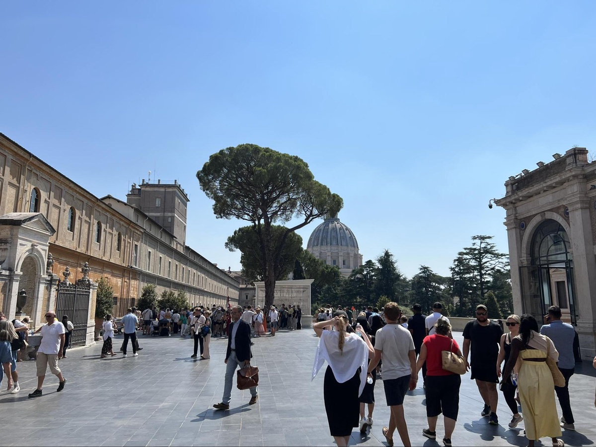 What Time of Year Is Ideal for Visiting the Vatican?