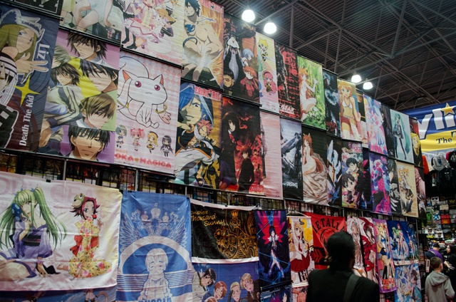Exploring the Artistry of Wall Scroll Anime: A Fusion of Decor and Otaku Culture