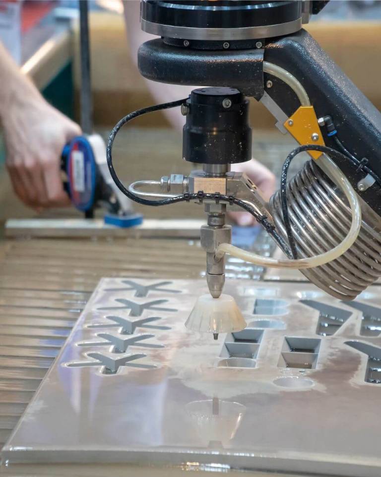 Unveiling the Precision: A Deep Dive into Waterjet Cutting Services