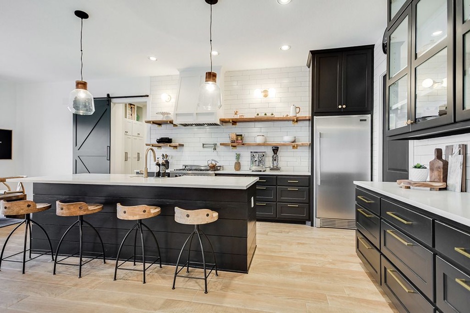 Black Kitchen Cabinets The New Sophistication In Classic Interior Design