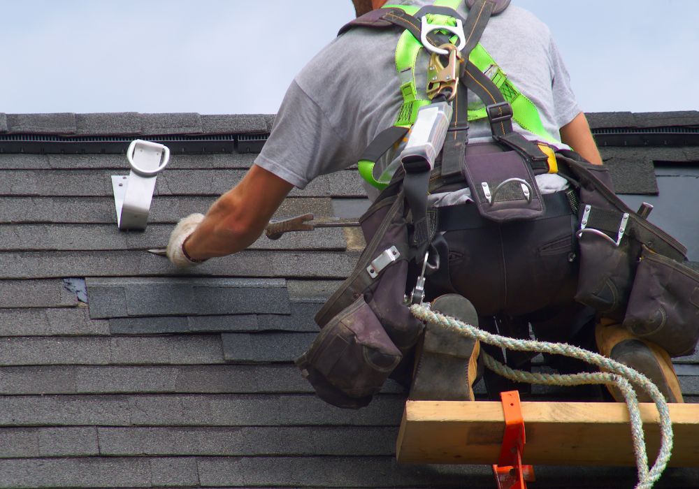 Roof Repair in Montreal: Getting Ready for Emergency Solutions