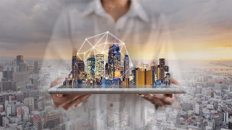 Emerging Tech Trends: How Real Estate Lawyers Stay Ahead of the Curve