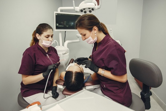 The Fountain of Youth for Your Smile: How Cosmetic Dentists Turn Back the Clock