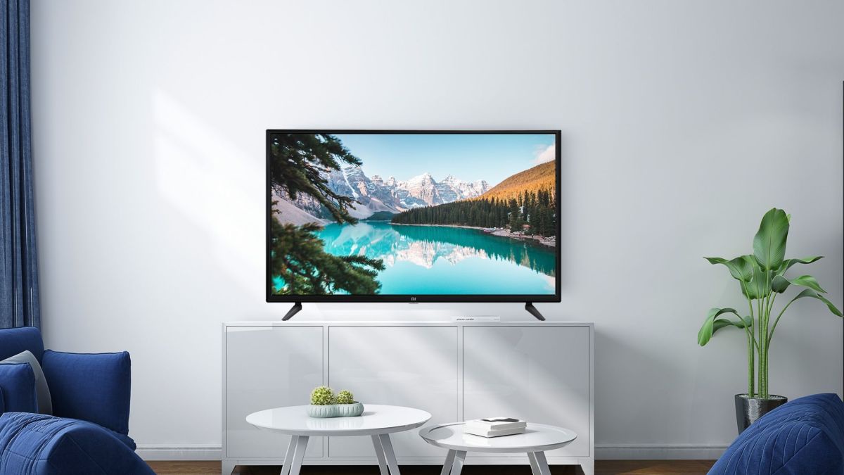 Choosing the Right Smart TV for Your Living Room: A Quick Guide
