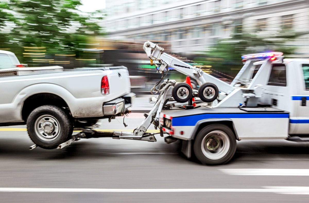 Navigating The Road: The Role Of Heavy-Duty Towing Companies