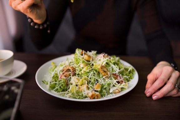 From Fork to Feast: Delightful Salad Spots in Your Neck of the Woods