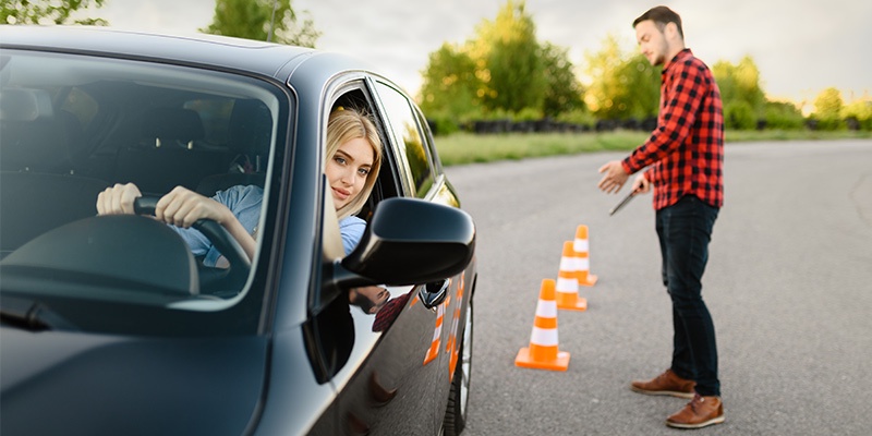 The Importance of Defensive Driving Techniques in Driving Schools