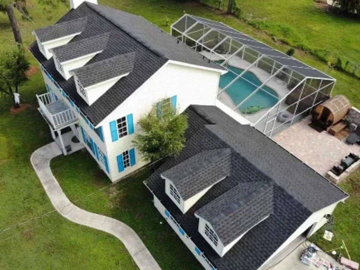 Why Choose Tampa Roofing Contractors for Your Next Roof Installation?