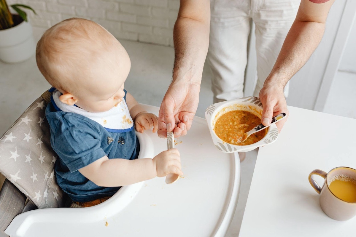 Homemade or Store-Bought UK Baby Food: Which Is Best?