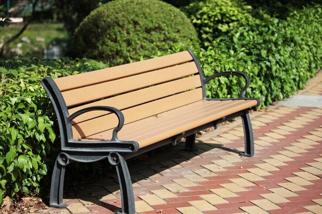 Timeless Beauty: Unveiling the Elegance of Teak in Your Garden Bench