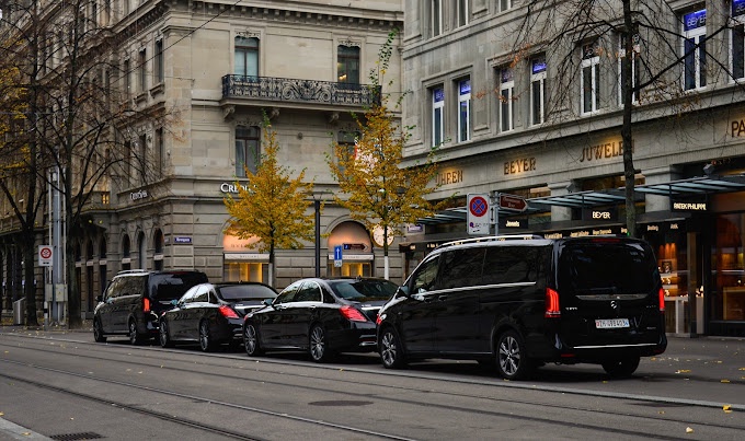 The Pinnacle of Luxury: Zurich Airport Limousine Service