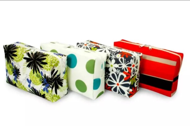 A Guide to Custom Cosmetic Bags: A Stylish Statement for Your Beauty Essentials