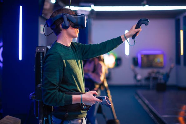 How AI is Revolutionizing the Gaming Industry: Immersive Experiences and Beyond