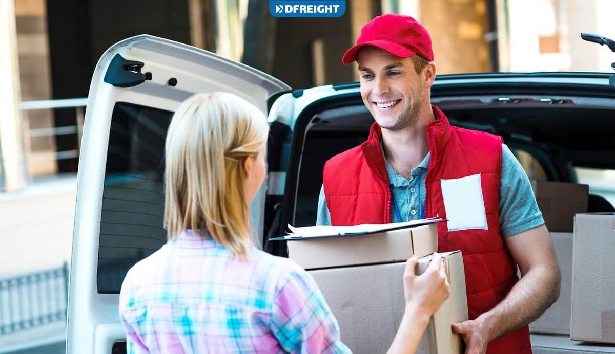 Swift Solutions: Same Day Couriers in London for Instant Deliveries