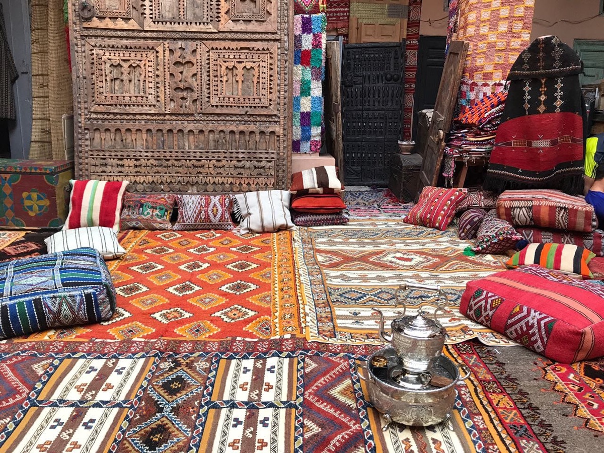 Embracing Tradition and Elegance: The Artistry of Moroccan Rugs