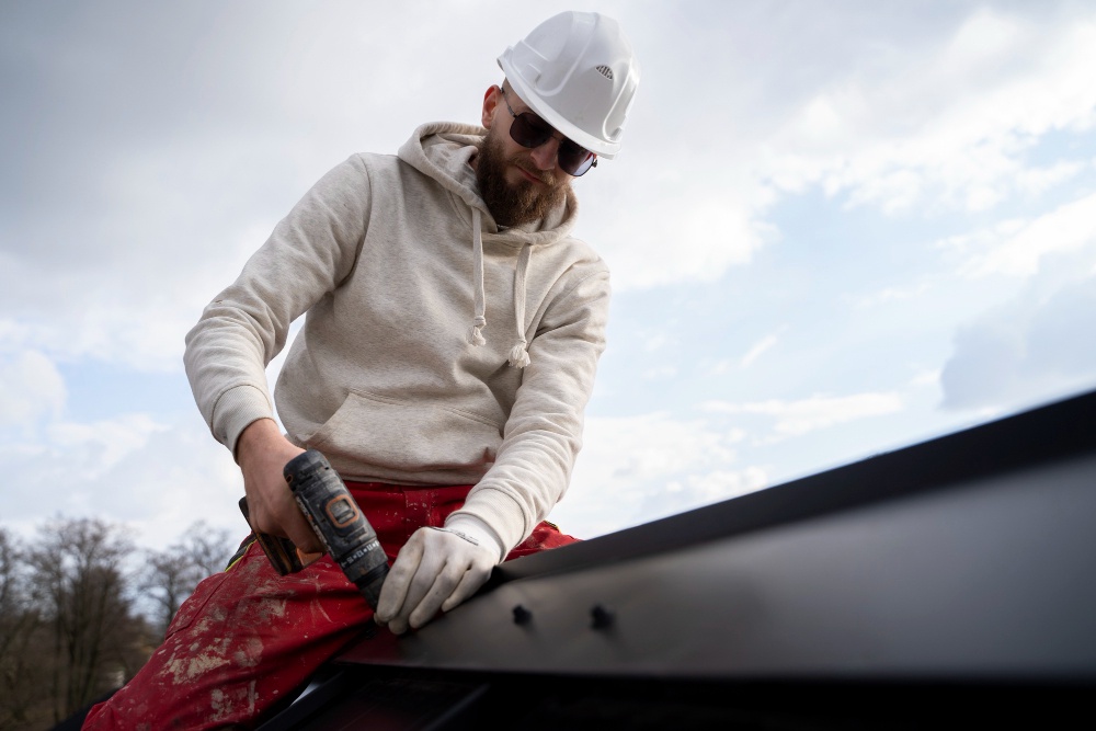 The Pros and Cons of Flat Roofing: What Halton Hills Homeowners Need to Know