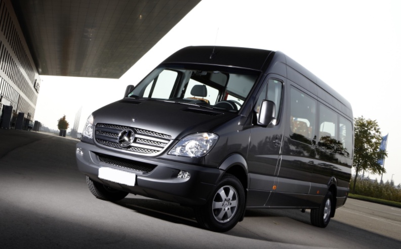 Make the Most of Your Liverpool Visit by Hiring a Minibus