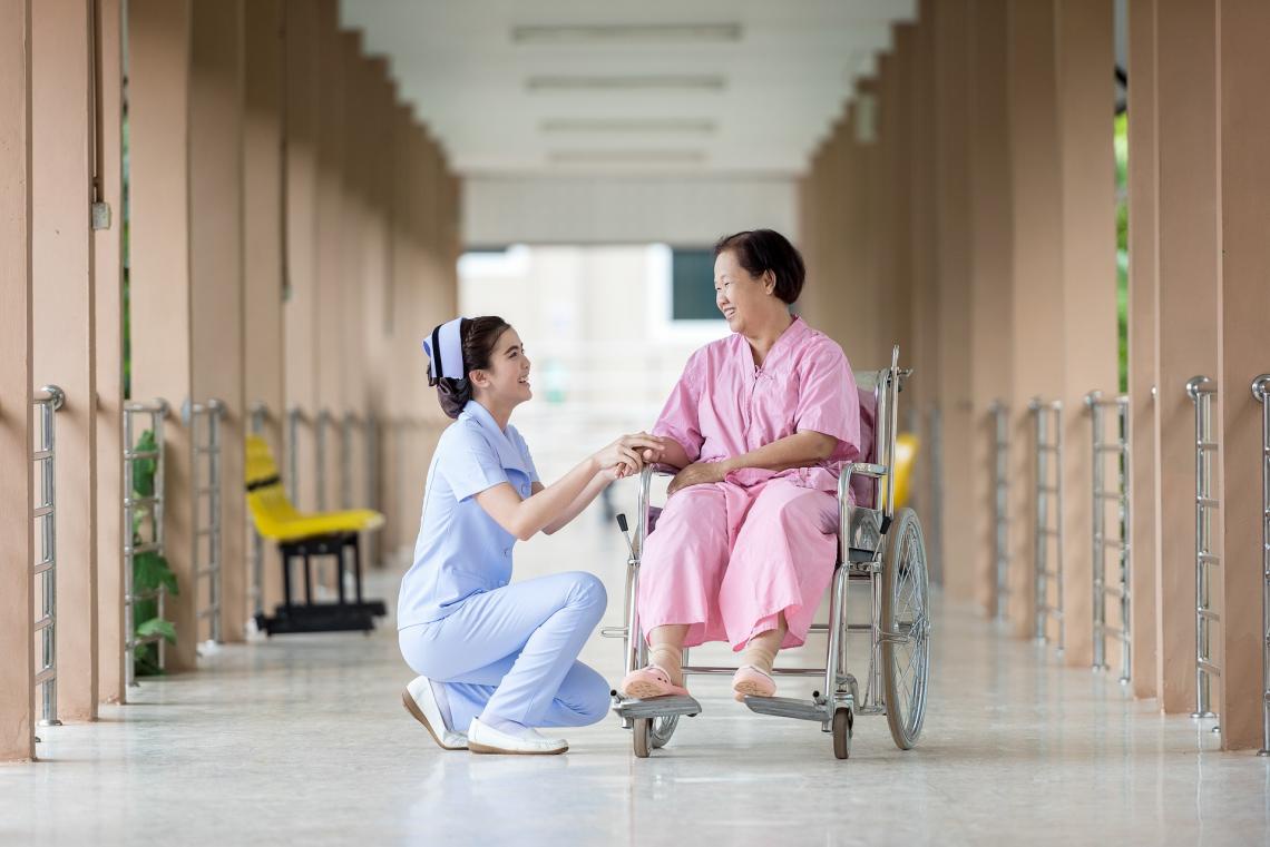 Know the Nursing Careers and their Roles in Modern Medicine