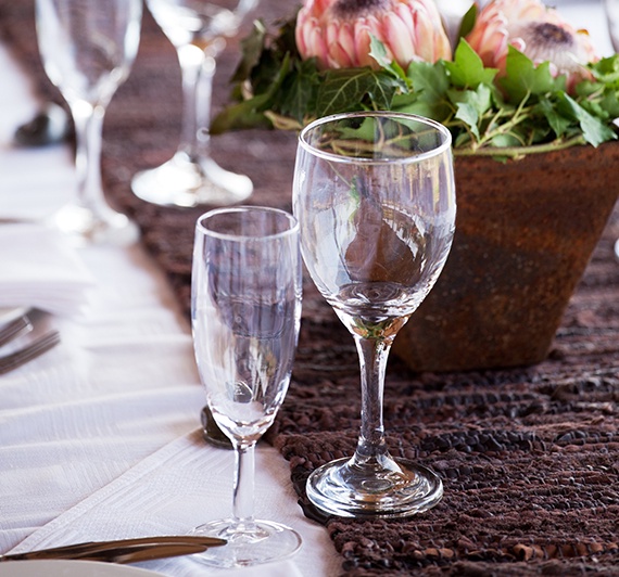 How To Hire The Right Catering Service For Your Corporate Events