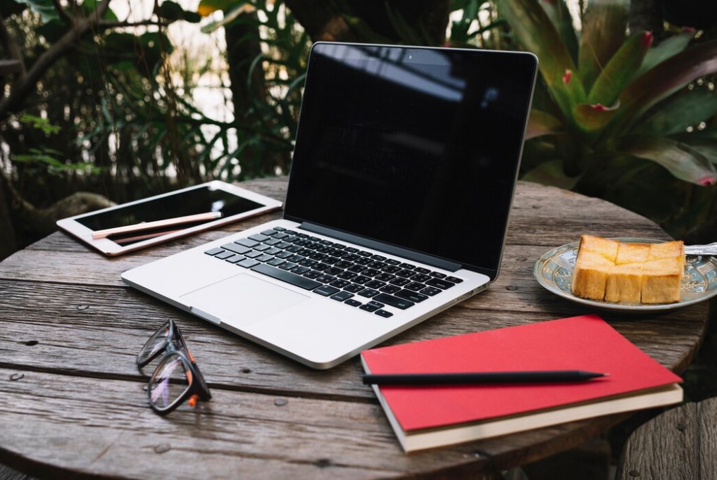 Laptops for Efficient Office Work and Multitasking