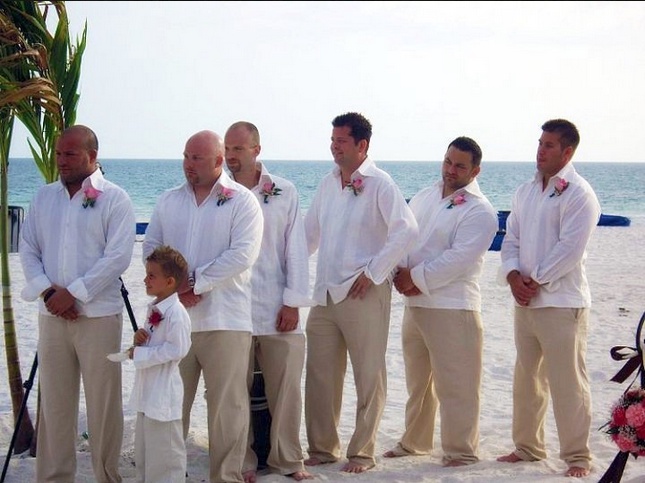 Breezy Elegance: The Timeless Appeal of Linen Suits for Beach Weddings
