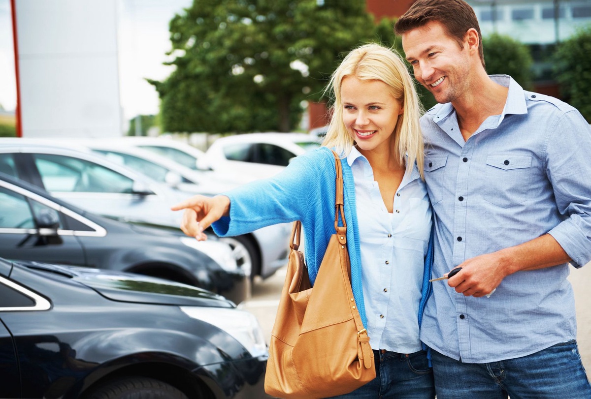 6 Essential Tips for Inspecting a Used Car Like A Pro Buyer