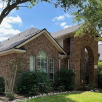 Expert Brookshire roof repair-Roofing and holiday decorations-Cypress roof maintenance