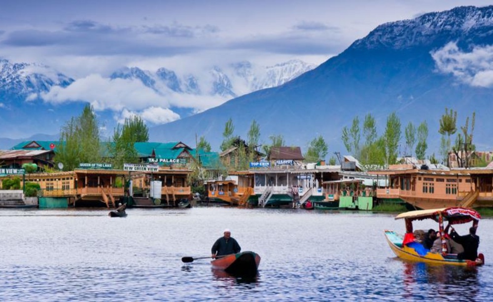What No one Tells You About Visiting Kashmir