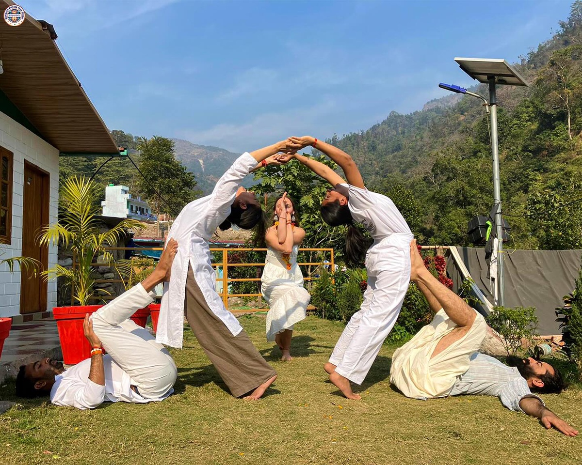 Unveiling The Spiritual Haven: The Best Yoga School In Rishikesh India