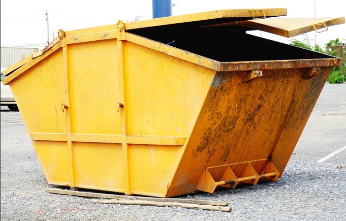 Green Living, Clean Living: A Deep Dive into Sustainable Skip Hire in Sandwell
