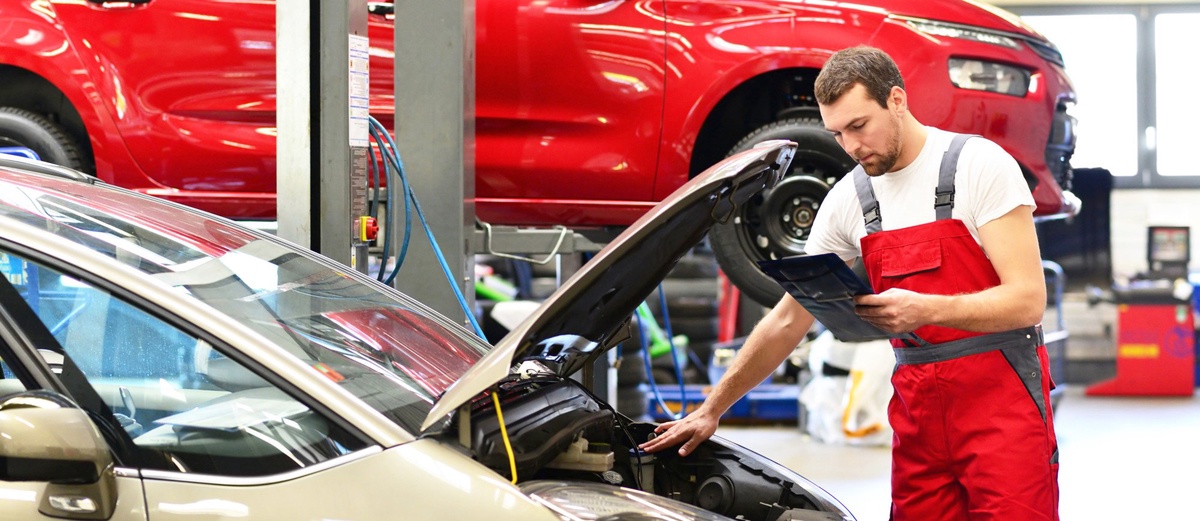 Why Ignoring Minor Car Repair Can Lead to Major Problems?