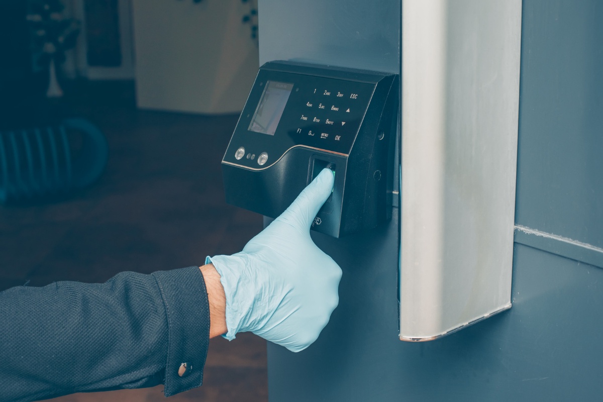 ACCESS CONTROL SYSTEMS FOR BUSINESS: ENSURING SAFETY AND EFFICIENCY