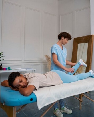 On-the-Go Wellness: The Advantages of a Portable Chiropractic Drop Table