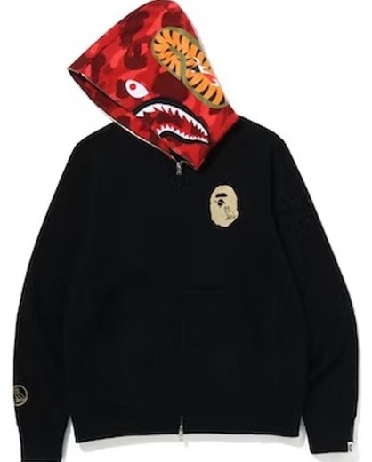 Unveiling the Superior Features of the Black Sp5der Hoodie