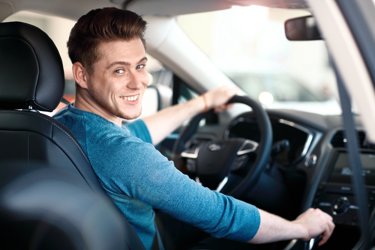 Mastering the Road Finding Quality Driving Instructors Near You