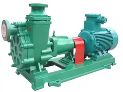 What is difference between monoblock and self priming pump?
